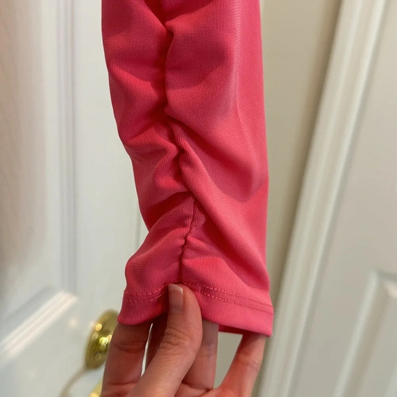 Dundas x Revolve Elowen Cropped Top in Hot Pink Size Medium - Picture 7 of 10